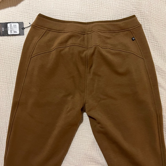 Women’s Mountain Hardwear Camplife Pant - Picture 2 of 5